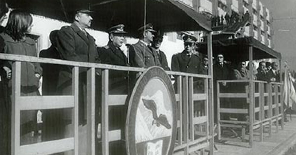 Acto de desagravio para cesanteados en la última dictadura militar ...