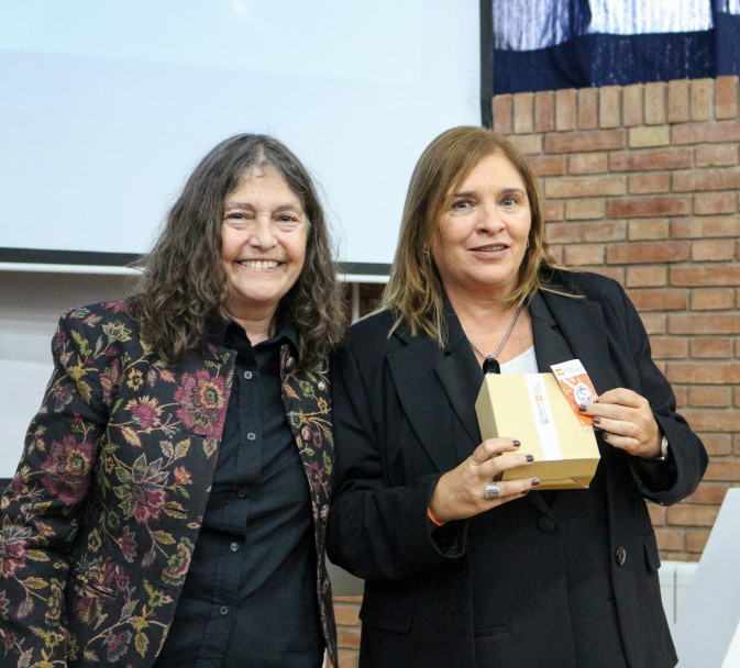 imagen La FAD celebró la trayectoria de su comunidad académica con un emotivo acto de reconocimientos