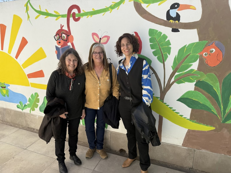 imagen Estudiantes de Diseño de la FAD realizaron murales en un Jardín Maternal de Las Heras