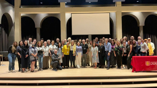imagen La Prof. Alejandra García Trabucco participó en encuentros internacionales de educación musical en Canadá