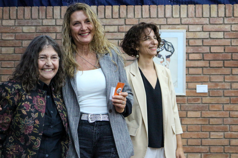 imagen La FAD celebró la trayectoria de su comunidad académica con un emotivo acto de reconocimientos