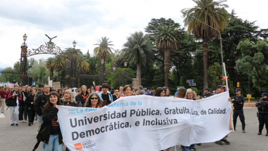 imagen La FAD repudia la violencia contra estudiantes y dirigentes universitarios en Buenos Aires