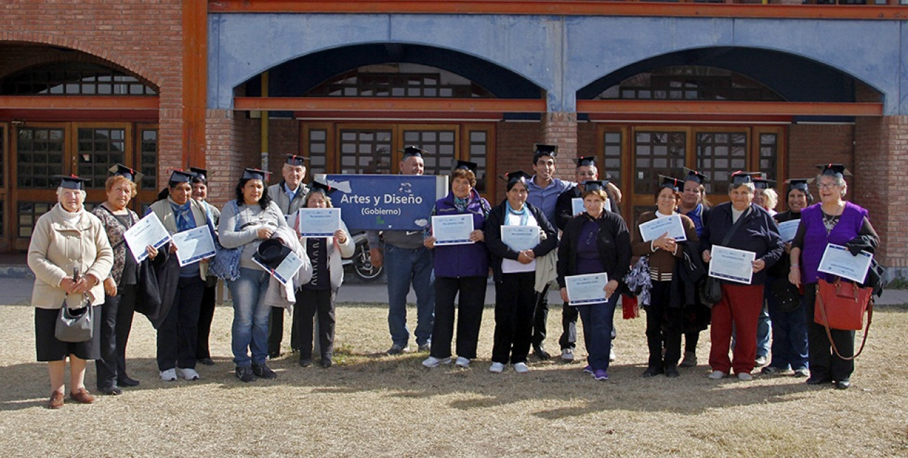 imagen Finalizaron las capacitaciones para adultos mayores de Lavalle en la FAD