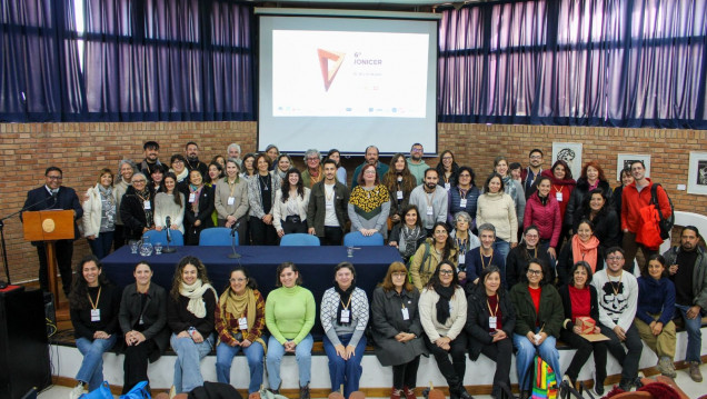 imagen La FAD fue sede del 6º JONICER, un espacio clave para la investigación y el desarrollo de la cerámica en Argentina