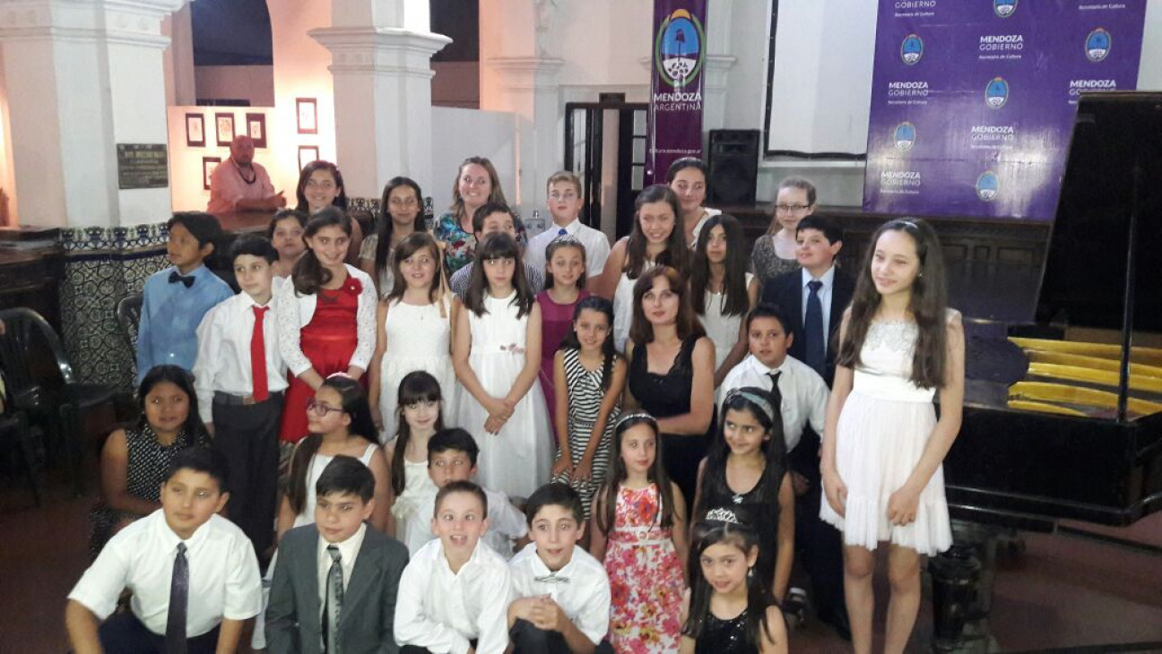 imagen Niños pianistas ofrecerán un concierto en la FAD