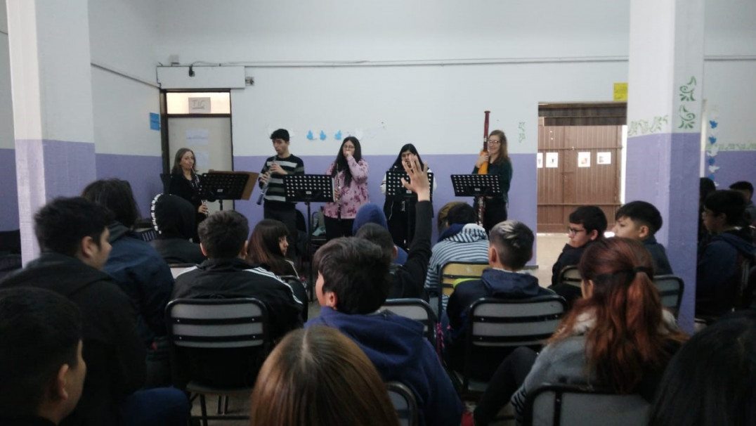 imagen Miniconcierto realizado en la Escuela Nieves del Aconcagua