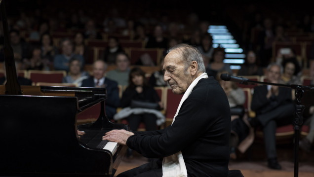 imagen El reconocido pianista Miguel Ángel Estrella brindará un concierto en la Nave Universitaria