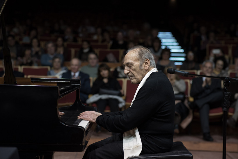 imagen El reconocido pianista Miguel Ángel Estrella brindará un concierto en la Nave Universitaria