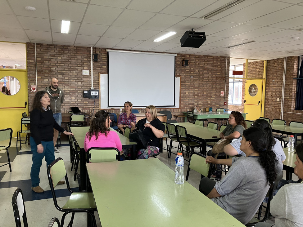 imagen Estudiantes de la FAD diseñaron propuestas para colaborar con necesidades comunitarias del barrio Flores