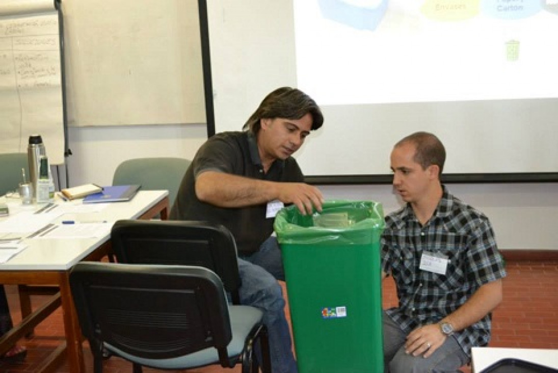 imagen Convocan a estudiantes avanzados y graduados de Ingeniería o Diseño de Productos