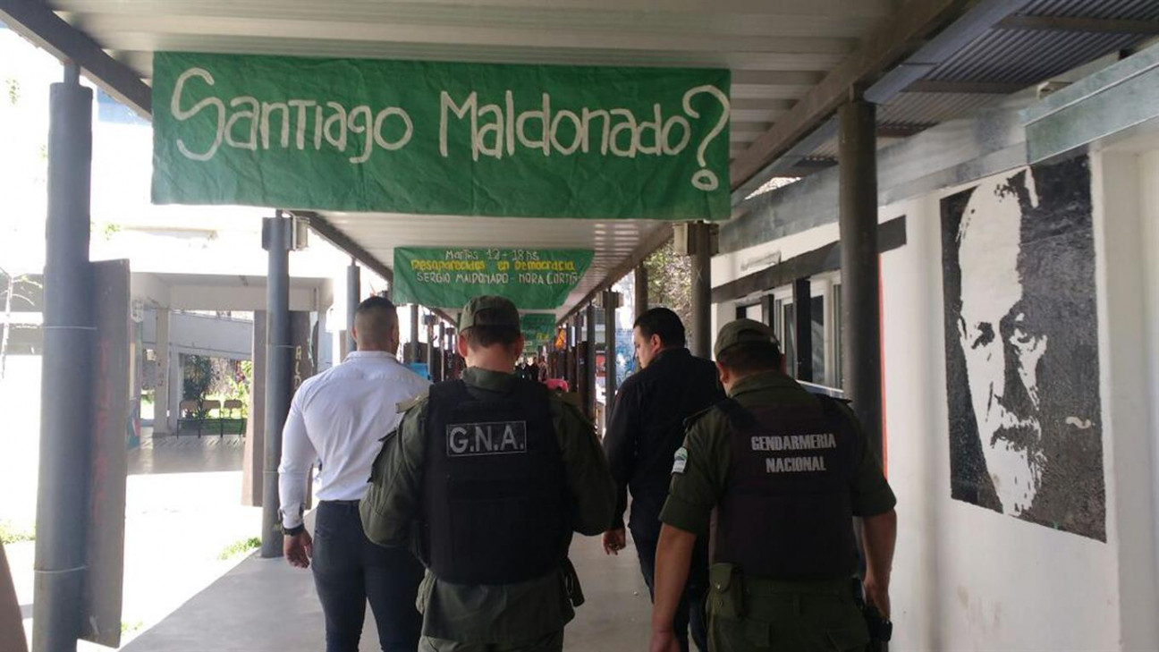 imagen La Facultad de Artes y Diseño repudia el ingreso de Gendarmería a la Universidad Nacional de Rosario